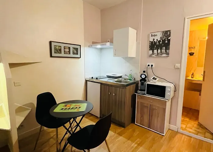 Ludotel Bed and breakfast 3*