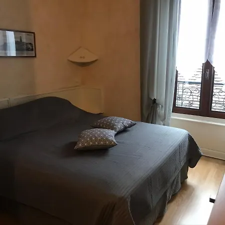 Ludotel Bed & Breakfast *