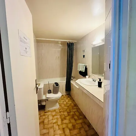 Ludotel Bed and Breakfast 3*